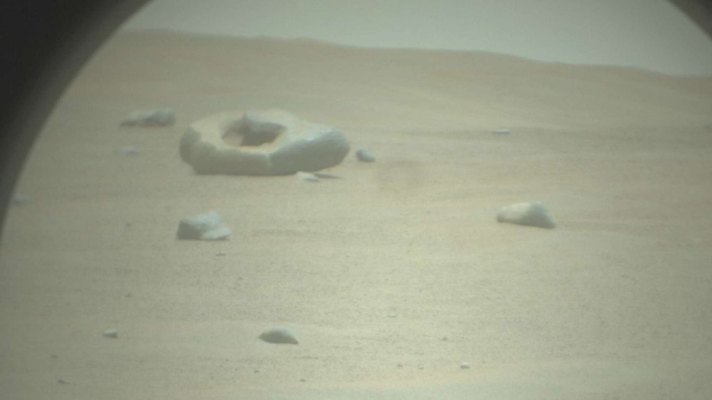El Mars Perseverance de la NASA captó esta imagen el 23 de junio en el cráter Jezero del planeta. (Crédito: NASA/JPL-Caltech/LANL/CNES/IRAP)
