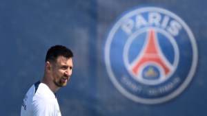Lionel Messi en entrenamiento con el PSG el 1 de junio de 2023, dos días antes del partido de fútbol de la Ligue 1 contra el Clermont. (Foto: FRANCK FIFE/AFP vía Getty Images)