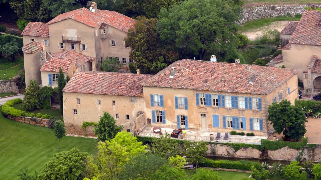 Una imagen de Château Miraval, una finca de viñedos comprada en 2008 por Brad Pitt y Angelina Jolie.