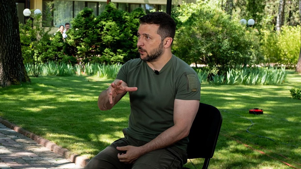 Zelensky gives an exclusive interview to CNN