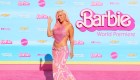 Karol G se luce en el estreno de la película "Barbie"