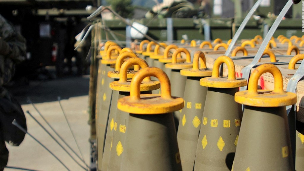 Apakah bom cluster AS digunakan di Ukraina?