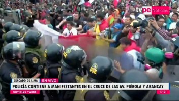 Manifestantes piden nuevamente la renuncia de la presidenta de Perú