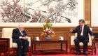 Kissinger sorprende a Xi Jinping con una visita a Beijing