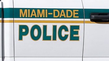 Arrestan a una madre adolescente por supuestamente intentar contratar a un sicario para atentar contra su hijo de 3 años en Miami