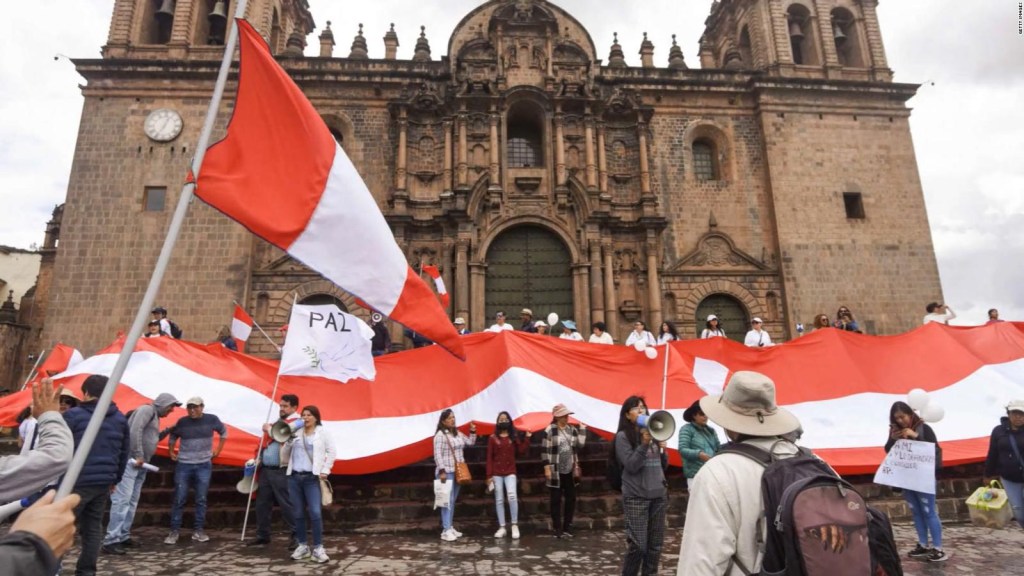 Manifestantes alistan protestas contra Boluarte en Perú