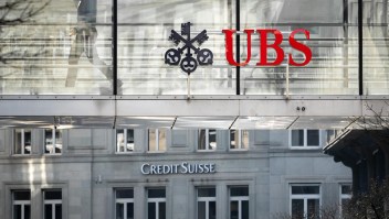 Millonaria multa a UBS por "mala conducta" de Credit Suisse