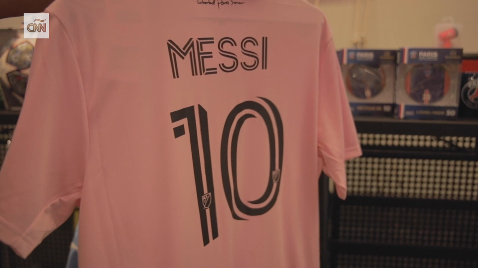 Cuánto cuestan y cómo son las camisetas de Messi del Inter Miami que ya  están agotadas?
