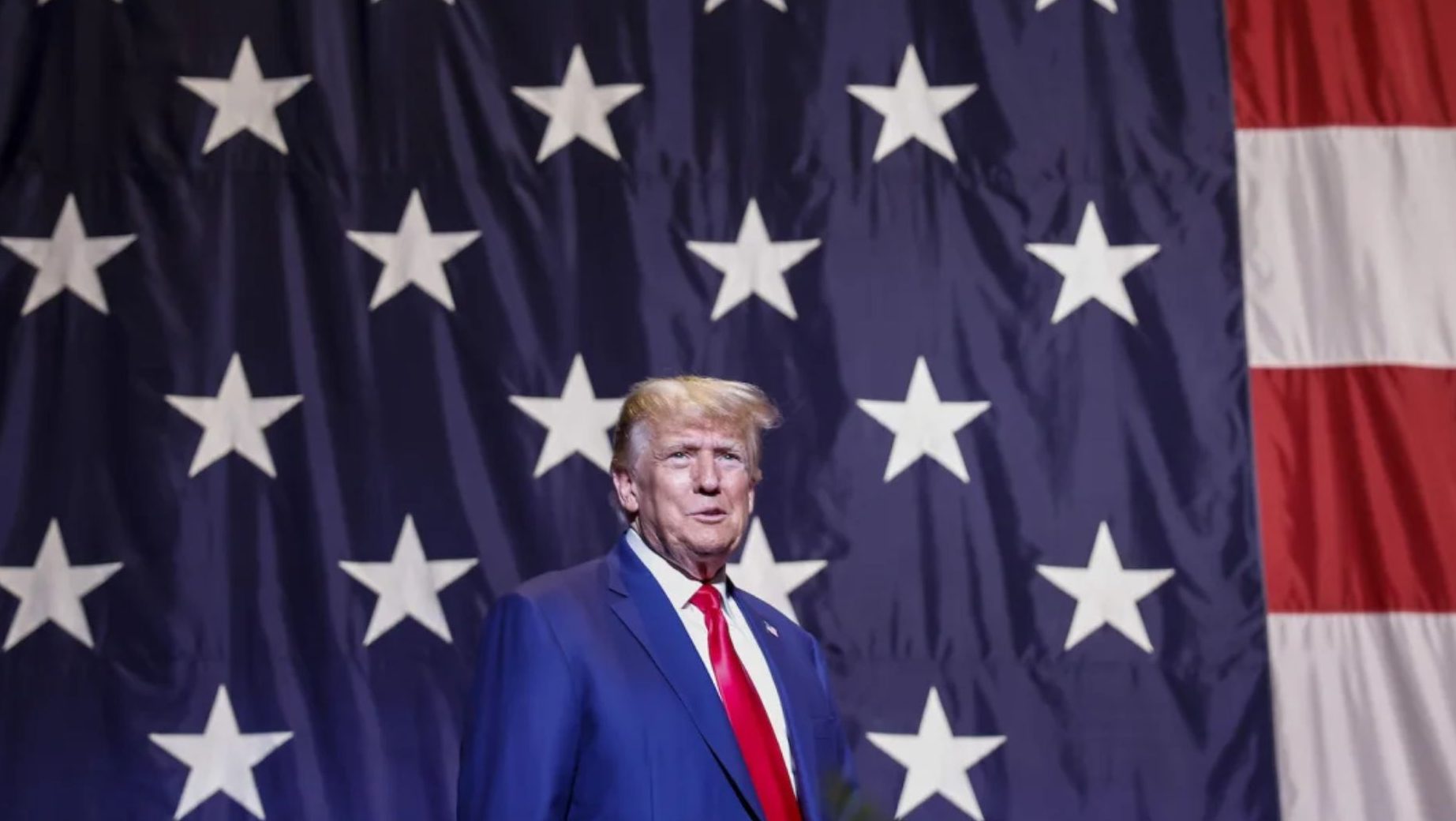 El expresidente Donald Trump llega para pronunciar un discurso en la convención del Partido Republicano de Georgia, en Columbus, el 10 de junio de 2023. (Foto: Anna Moneymaker/Getty Images)