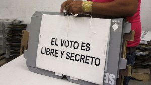 Un proceso presidencial prematuro desafía a las autoridades electorales de México