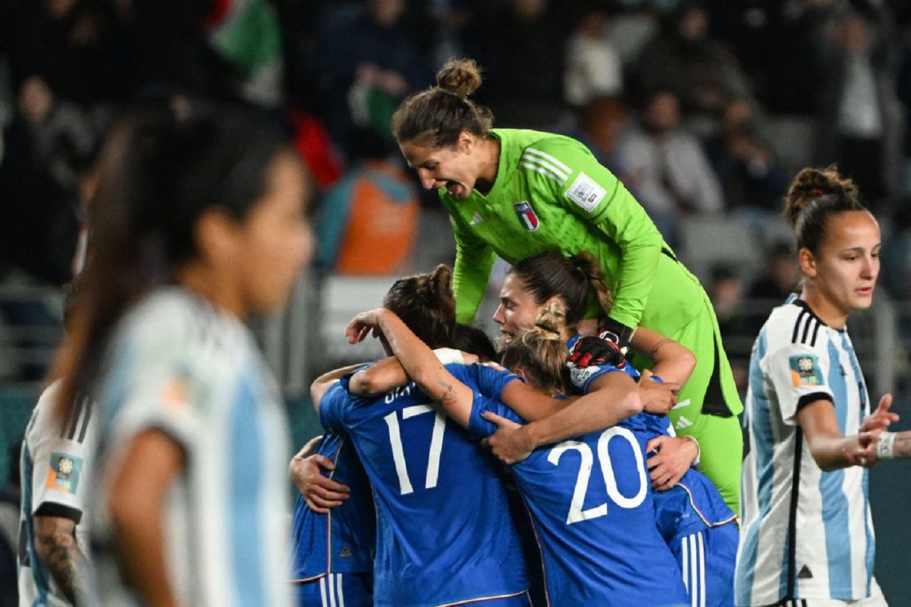L’Italia batte l’Argentina 1-0 con l’esordio di Giulia Dragoni, la 16enne ‘piccolo Messi’ italiana