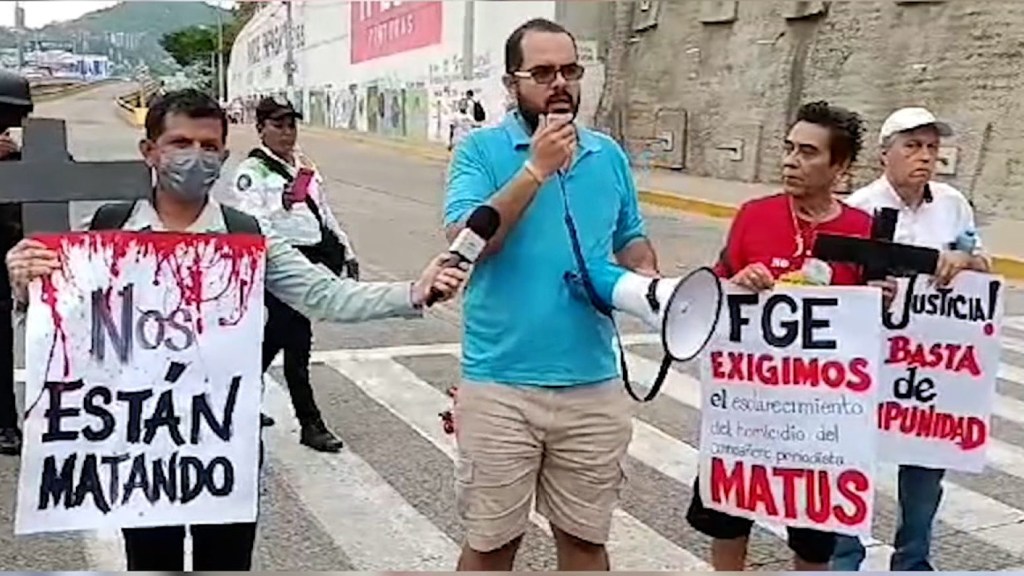 Manifestación contra asesinatos a periodistas en Acapulco, México.