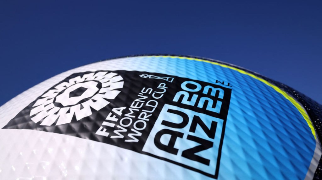 El balón oficial de la Copa Mundial Femenina 2023 Australia-Nueva Zelandia. (Foto: FRANCK FIFE/AFP vía Getty Images)