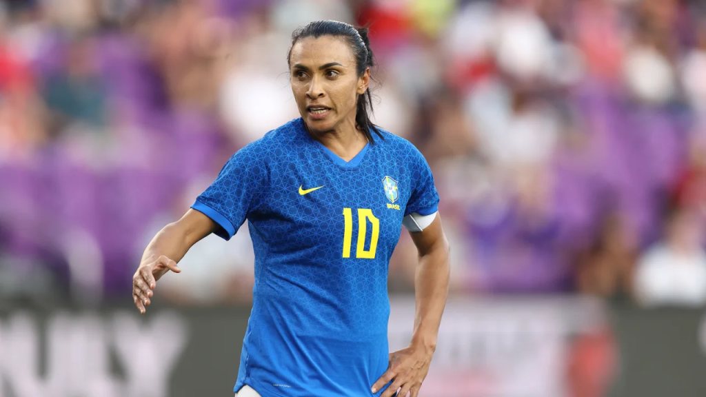 Marta juega con Brasil en un partido de la Copa SheBelieves contra Japón a principios de este año. (Foto: James Williamson/AMA/Getty Images)