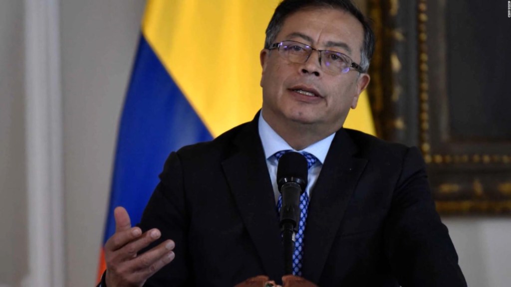 ¿El descenso de Colombia al socialismo?