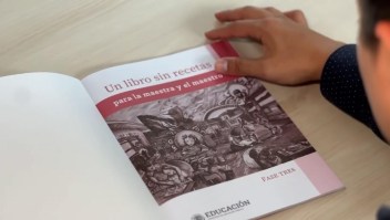 Libros de texto gratuitos en México generan polémica
