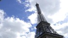 Reabren la Torre Eiffel después de amenaza de bomba