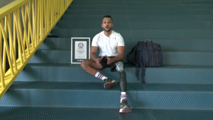 Omar Abdelkader sobrevivió el ataque de un tiburón y hoy tiene un récord Guinness