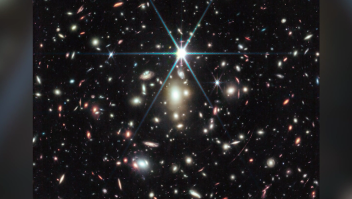 Earendel, la estrella más alejada de la tierra captada por el telescopio Webb