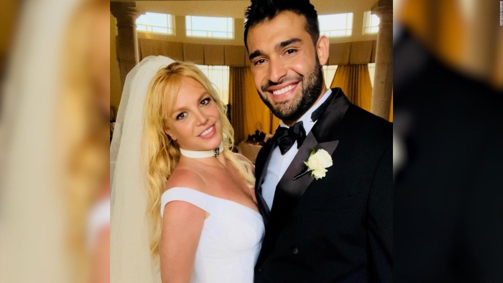Sam Asghari, marido de Britney Spears, solicita el divorcio