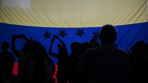 Oposición de Venezuela busca un candidato de unidad, pero con muchos desafíos
