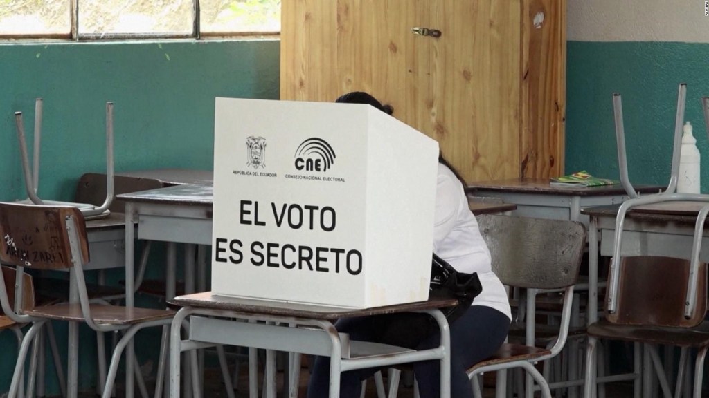¿Por qué Ecuador va a repetir elecciones en el exterior?