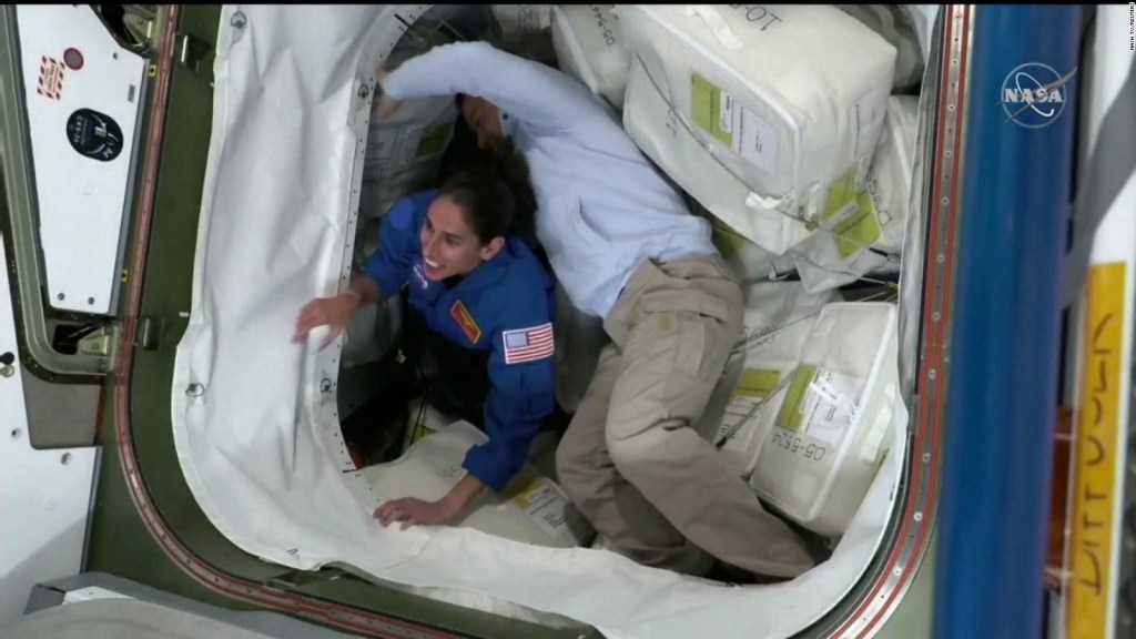 Misión Crew-7 llega a la Estación Espacial Internacional