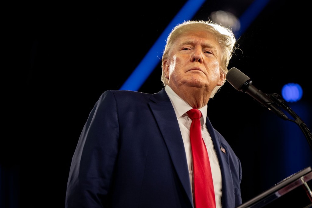 El expresidente Donald Trump habla en la Conferencia de Acción Política Conservadora en agosto de 2022 en Dallas. (Foto: Brandon Bell/Getty Images/Archivo)