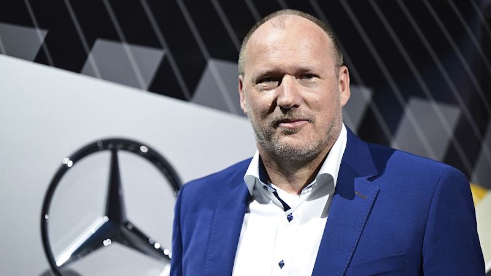 Muere El Jefe De Finanzas De Daimler Truck, Jochen Goetz, En Un ...