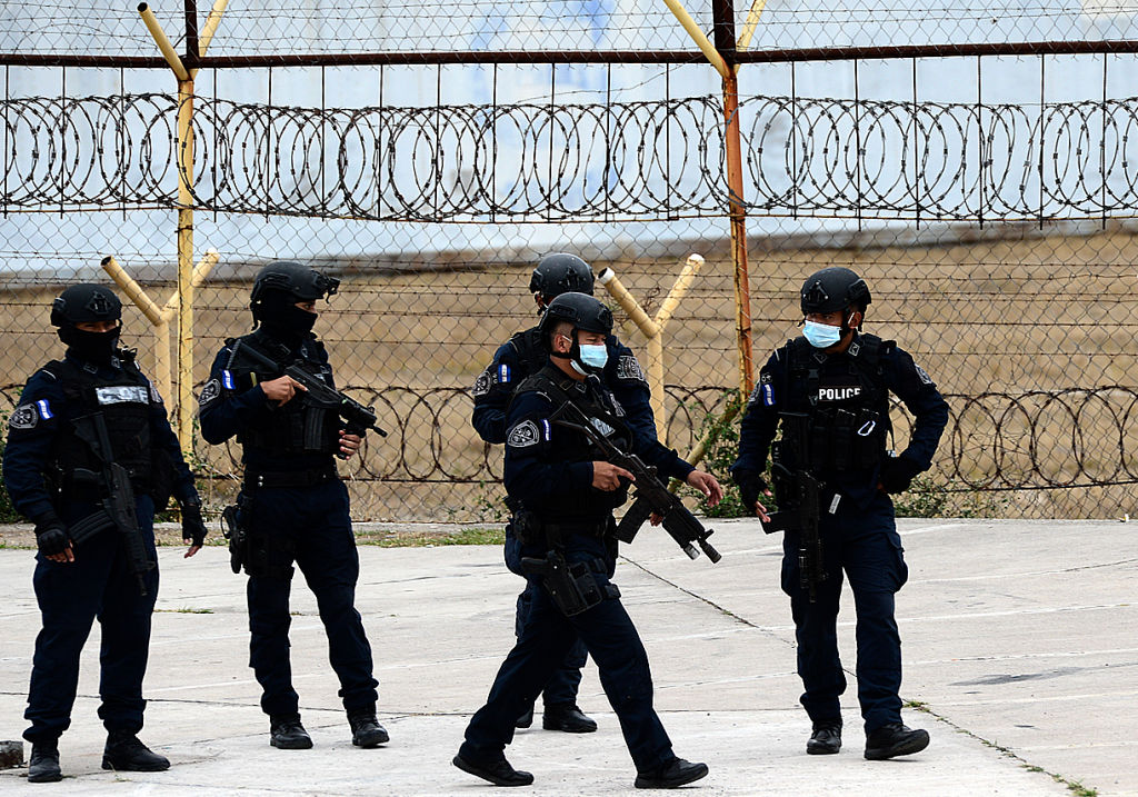 Agentes de la DEA (Crédito: ORLANDO SIERRA/AFP via Getty Images)