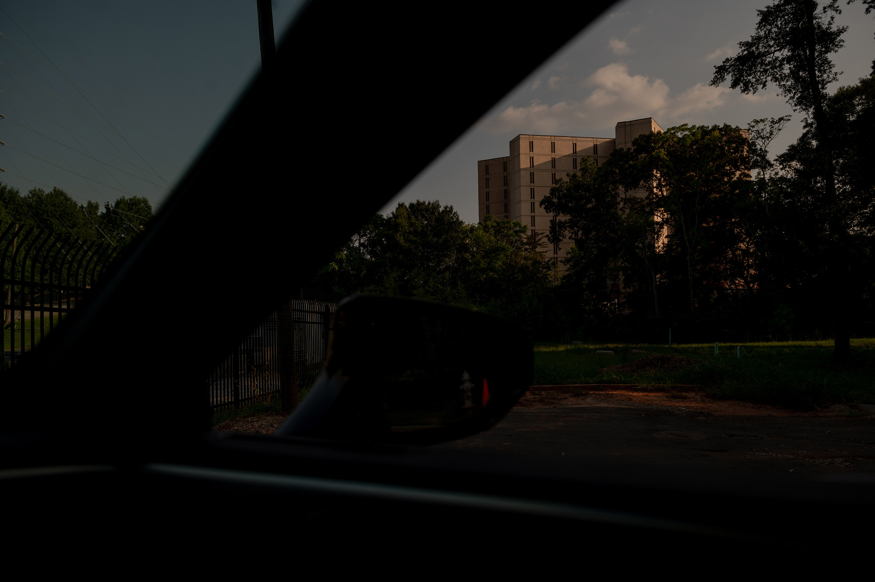 El sol de la tarde ilumina la cárcel del condado de Fulton en Atlanta, Georgia, el miércoles 23 de agosto. Will Lanzoni/CNN