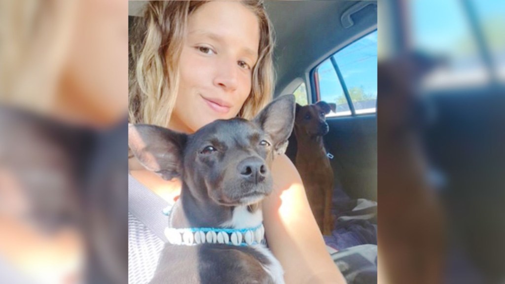 Paula Rodríguez estaba en el aeropuerto de Atlanta cuando la aerolínea perdió a su perro.