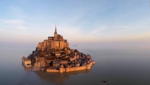 El histórico monumento de Mont-Saint-Michel cumple 1.000 años