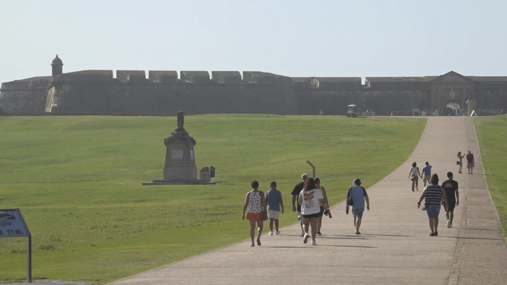 En Puerto Rico el calor extremo obliga a cambiar hábitos