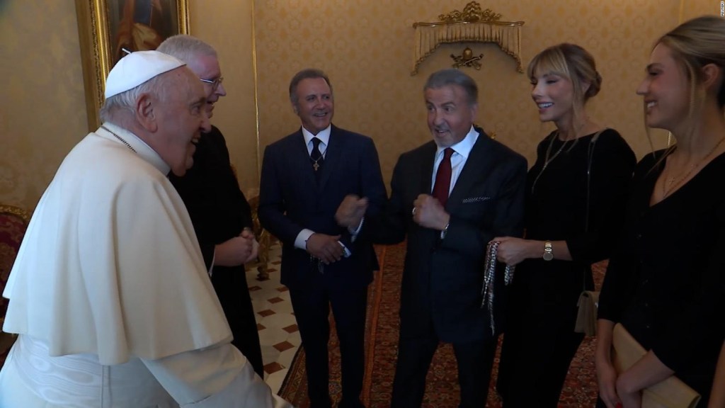 Así fue el encuentro entre el papa Francisco y Sylvester Stallone