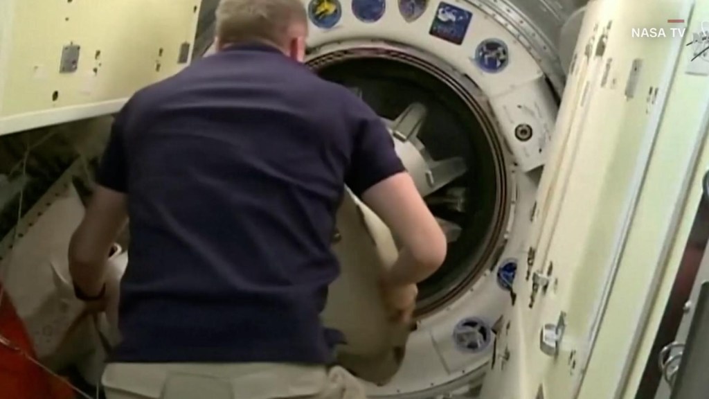 1 Astronauta y 2 cosmonautas llegan a la Estación Espacial Internacional