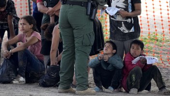 ¿Por qué crece la cifra de migrantes en la frontera con Texas?