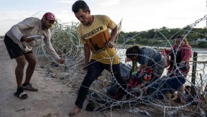 Texas: El Paso espera la llegada de más migrantes