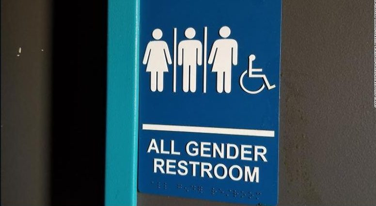 California aprueba ley que exige baños de género neutro en las escuelas