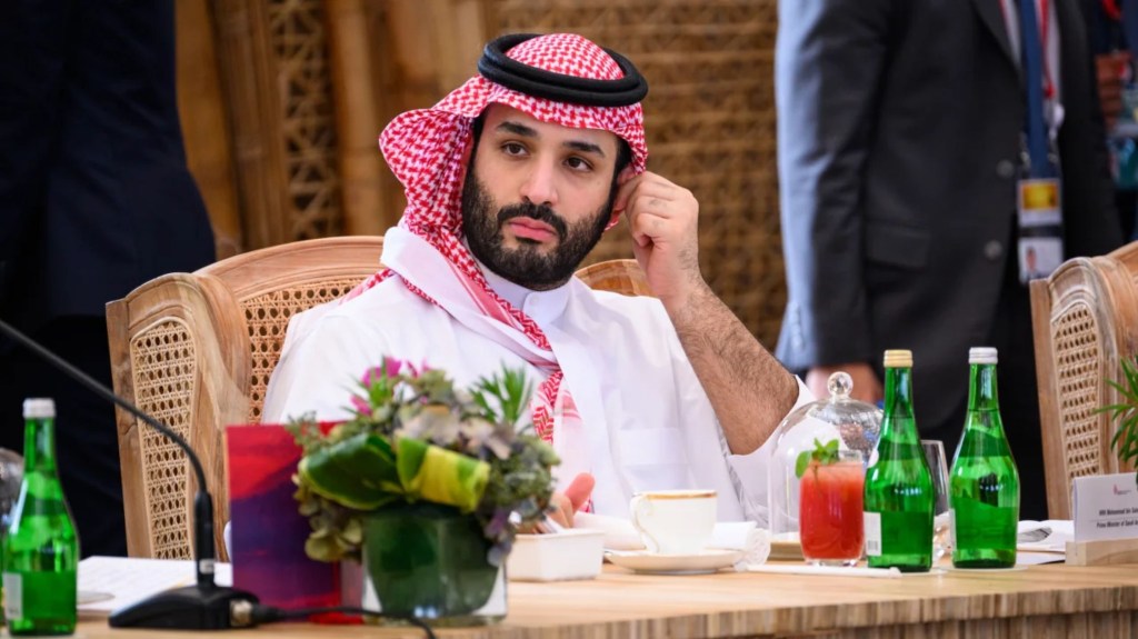 A principios de este verano, el PIF, que está presidido por el príncipe heredero saudita Mohammed bin Salman, tomó posesión de cuatro de los clubes de fútbol más fuertes del país: el 18 veces campeón nacional Al-Hilal, el nueve veces campeón Al-Ittihad y Al-Nassr. y el tres veces campeón Al-Ahli. (Foto: Leon Neal/Getty Images)