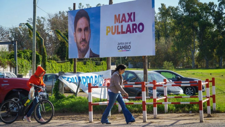 Campaña de Maxi Pullaro, ganador de las elecciones de Santa Fe. (Patricio Murphy/SOPA Images/LightRocket via Getty Images)