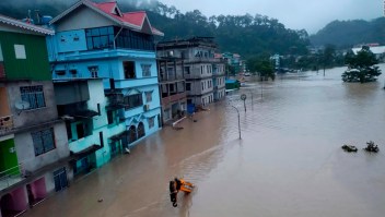 Al menos 10 muertos y 82 desaparecidos tras inundaciones en la India