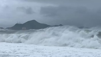 Así se ve la llegada del huracán Norma a las costas de México