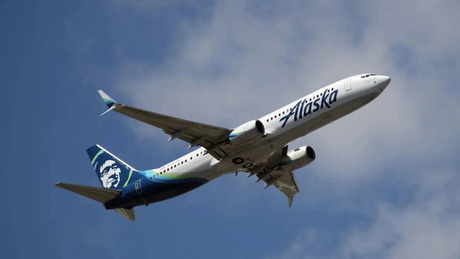 Alaska Airlines pilot says he took ‘magic mushrooms’ before incident
