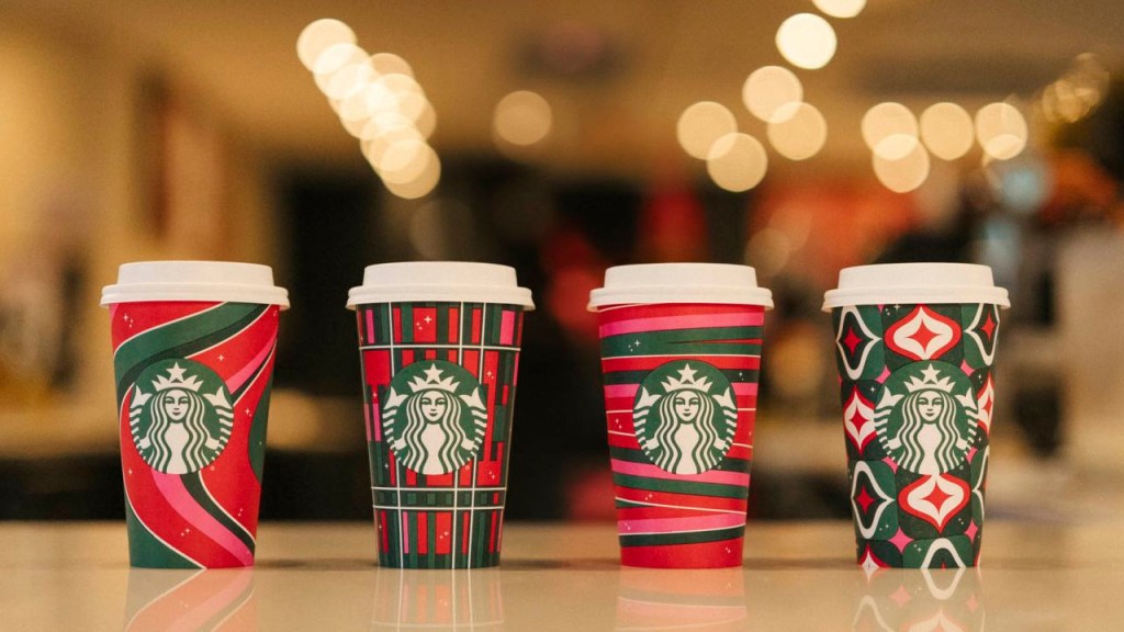 Así son los nuevos diseños de los vasos navideños de Starbucks. (Crédito: Starbucks)
