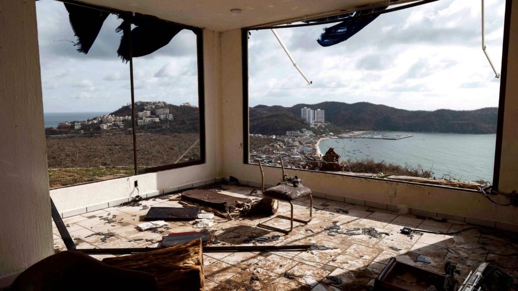 Recuperación de Acapulco debe centrarse en las comunidades, dice experta