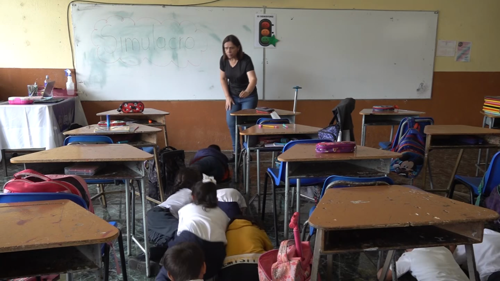 Escuela en Costa Rica realizasimulacro de balacera tras alza de homicidios