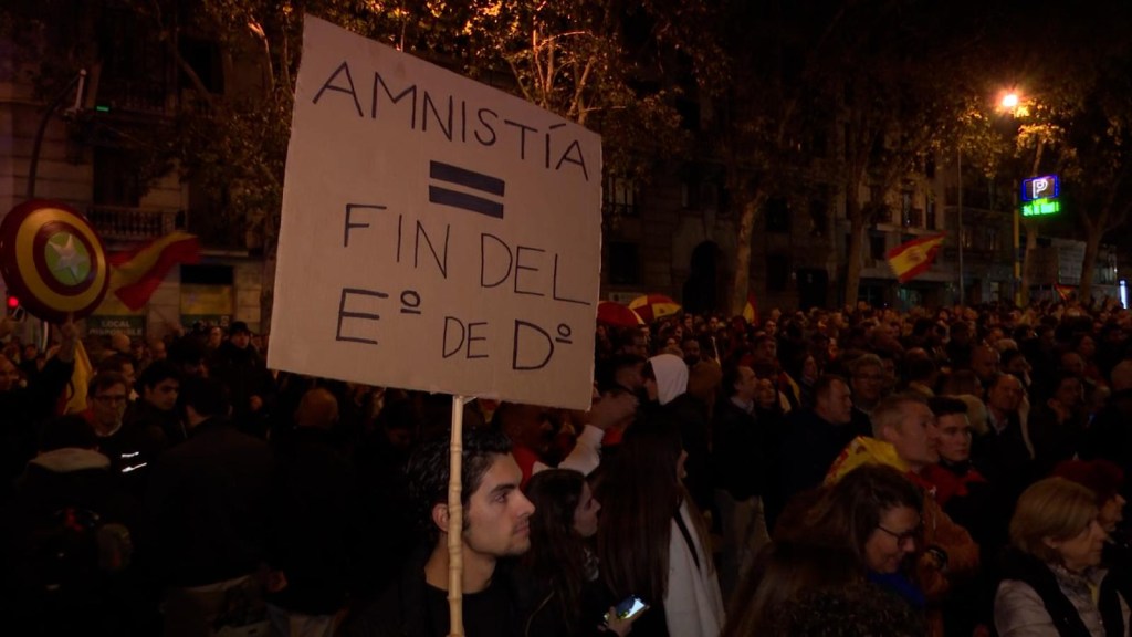 Aumentan las tensiones en España por Ley de Amnistía