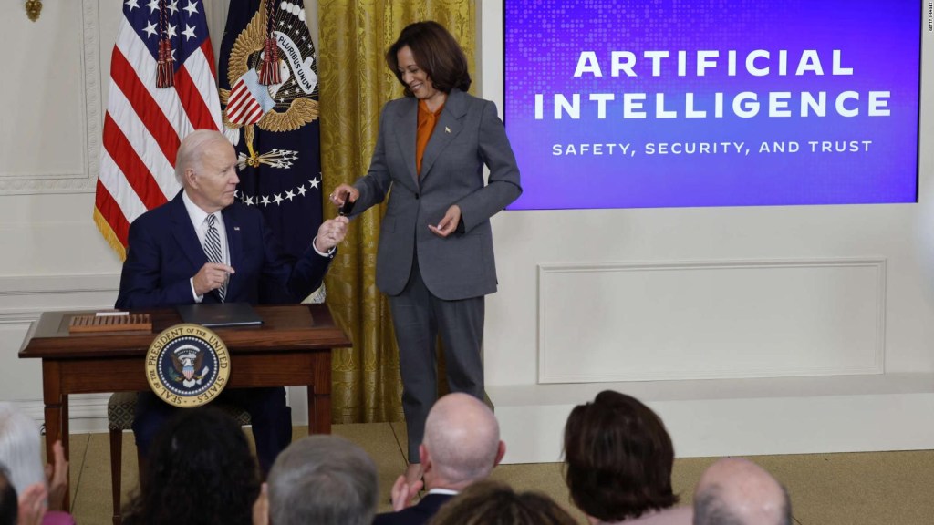 EE.UU. busca regular la inteligencia artificial