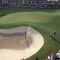 Golfista se enoja tras fallar un tiro en un torneo en Dubai